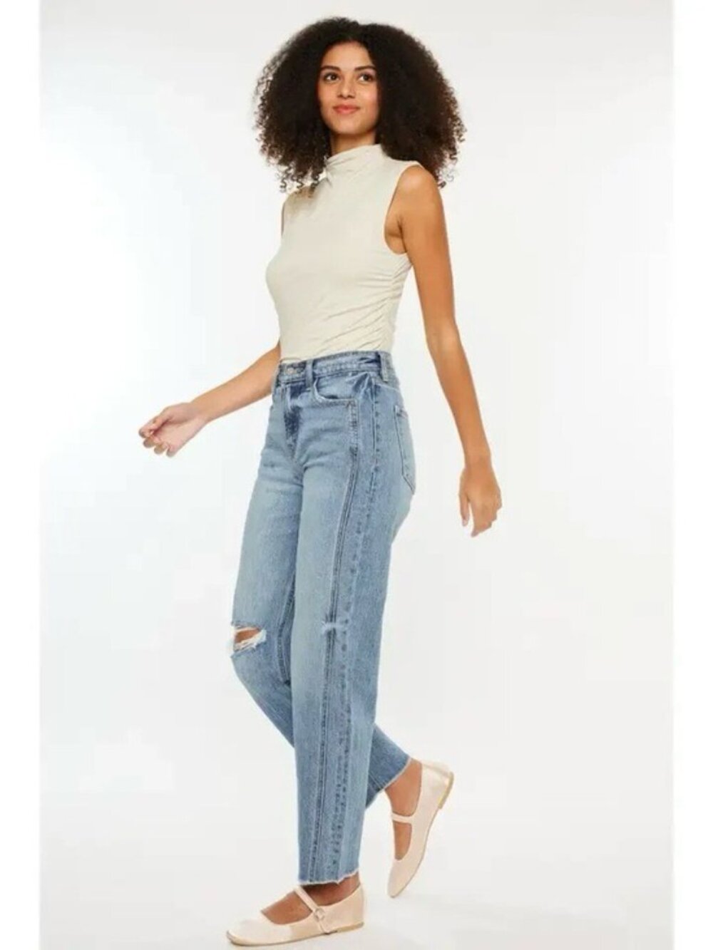 Kancan Distressed 90’s Boyfriend Jeans Tapered High Rise Boho Stretch